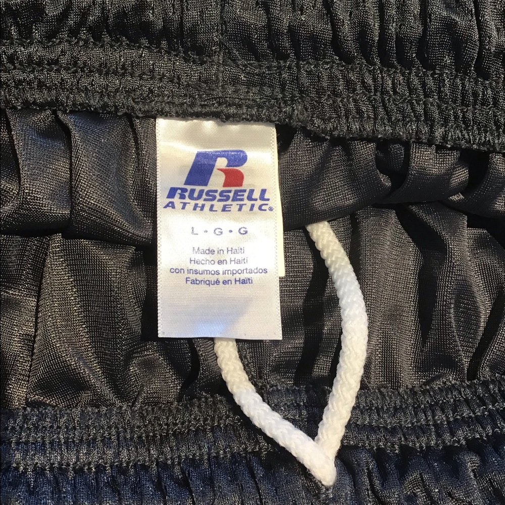 Russell Athletic Shorts - M Large - Picture 3 of 4